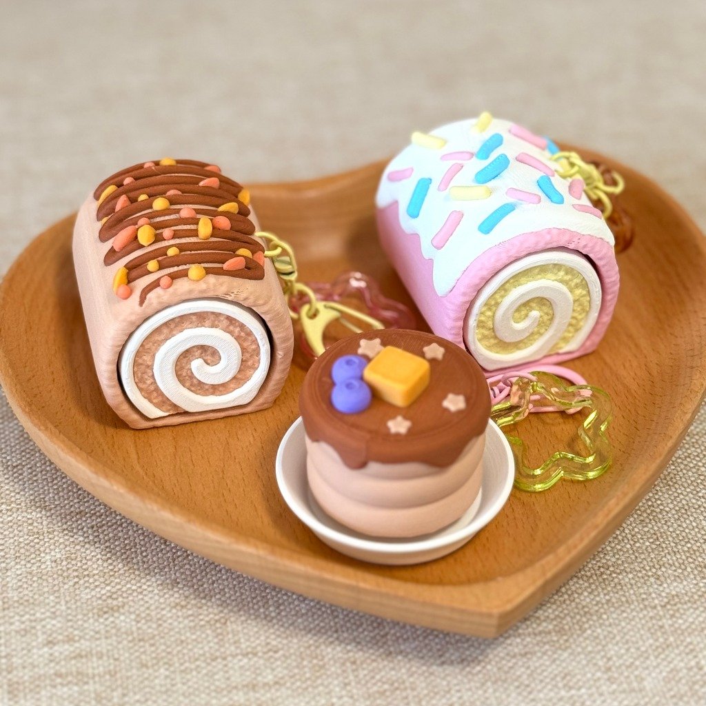 Pancake & Cake Roll Clicker Keychain | Life Cube